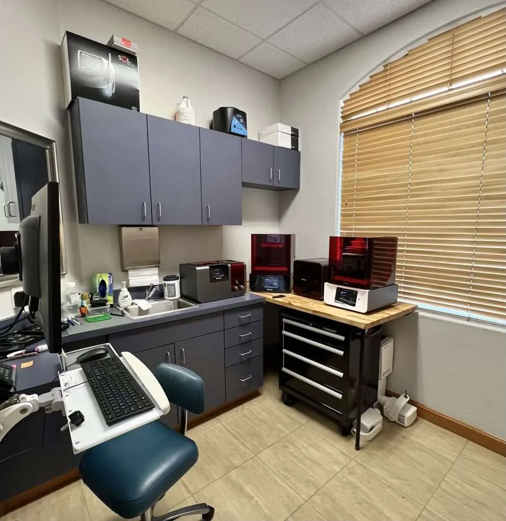 In-office dental lab with 3D printers at Rutledge Dental in Oro Valley